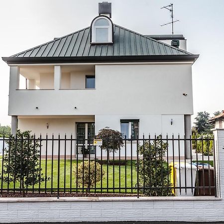 B&B Luxury Italian House Rho Esterno foto