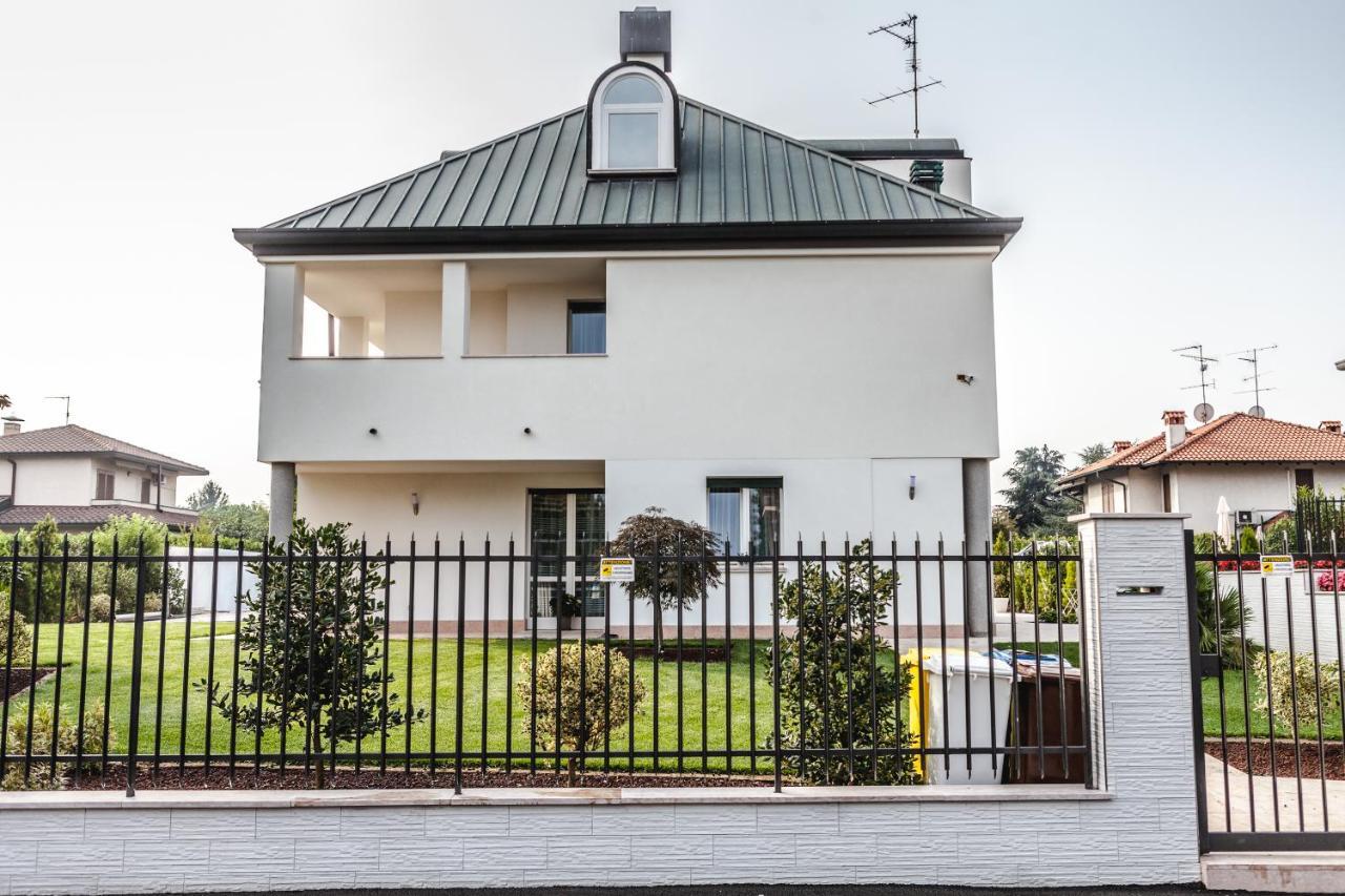 B&B Luxury Italian House Rho Esterno foto